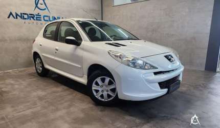 Peugeot 207 active 1.4 flex 8v 5p  - branca - 2013/2014