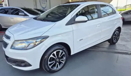 Onix hatch lt 1.4 8v flexpower 5p aut.