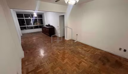 Apartamento 3 quartos, 2 banheiros, bem arejado muito bem localiza Parque Moscoso