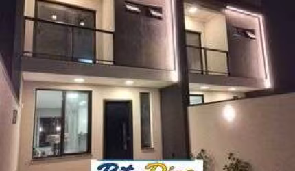 Sobrado à venda no bairro Ipacaraí - Matinhos/PR