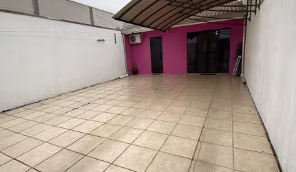 Casa com quintal