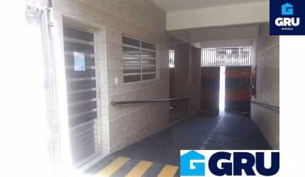Salão comercial localizado no Jardim São João