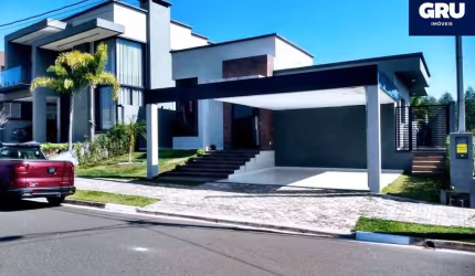 LINDA CASA DE CONDOMINIO EM ATIBAIA