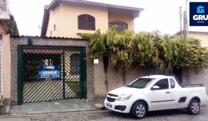 Excelente Sobrado