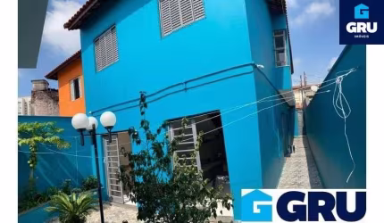 Sobrado localizado no Jardim Santa mena