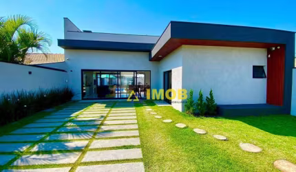 CASA 3 SUÍTES COROADOS