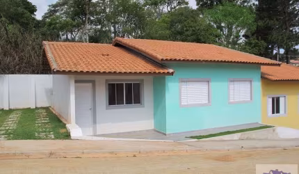 Casas a  Venda  em  Vargem Grande Paulista com 3 quartos  2 vagas