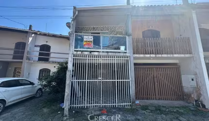 Sobrado para venda com 3 quartos em Matinhos