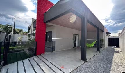 Casa para venda com 3 quartos no Centro de Matinhos