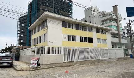 Apartamento para venda com 3 quartos em Caioba