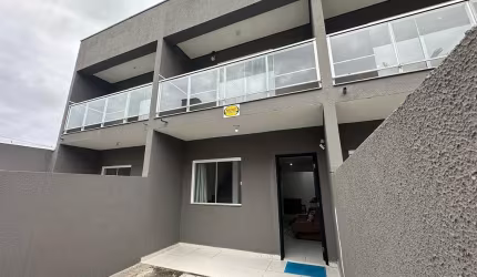 Sobrado com 02 quartos no Tabuleiro