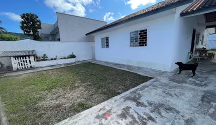 Casa para venda com 3 quartos em Matinhos