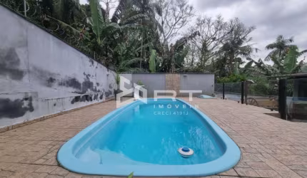 Casa com 3 quartos à venda no Badenfurt, Blumenau , 180 m2 por R$ 850.000