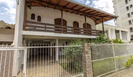 Casa comercial com 3 salas à venda na Vila Nova, Blumenau , 291 m2 por R$ 1.250.000