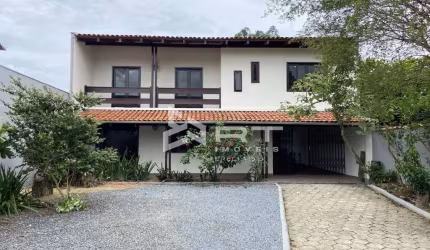 Casa com 3 quartos à venda no Itoupava Norte, Blumenau , 240 m2 por R$ 1.150.000
