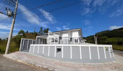 Casa com 3 quartos à venda em Santa Terezinha, Gaspar , 84 m2 por R$ 500.000