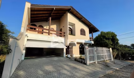 Casa com 5 quartos à venda no Itoupava Norte, Blumenau , 331 m2 por R$ 1.100.000