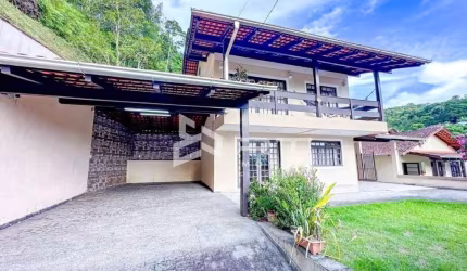 Casa com 5 quartos à venda no Nova Esperança, Blumenau , 300 m2 por R$ 699.000