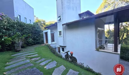 Casa com 3 dormitórios à venda, 469 m² por R$ 2.800.000,00 - Ville de Montagne - Nova Lima/MG