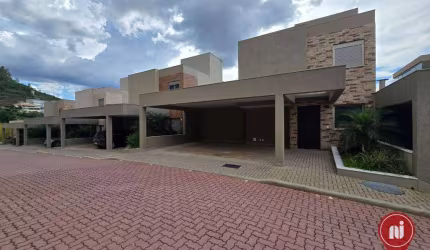 Casa com 3 dormitórios à venda, 293 m² por R$ 2.450.000,00 - Buritis - Belo Horizonte/MG