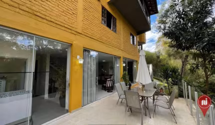Casa com 5 dormitórios à venda, 388 m² por R$ 1.600.000,00 - Ville Montagne - Nova Lima/MG