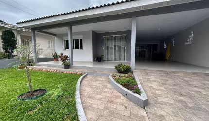 Casa/Sobrado - Bairro Floresta - Estância Velha
