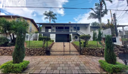 Casa - Sobrado em Novo Hamburgo / Boa Vista