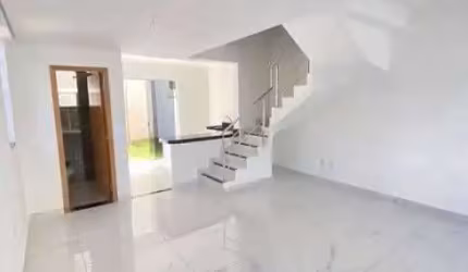 Casa com 3 quartos à venda na Rua dos Pica-paus, 397, Vila Cloris, Belo Horizonte por R$ 689.000