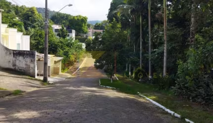 Terreno à venda na Rua Adécio Gonçalves, 225, Velha, Blumenau por R$ 750.000