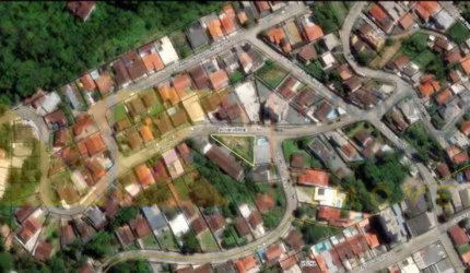 Terreno à venda na Rua Benedito Novo, Água Verde, Blumenau por R$ 450.000