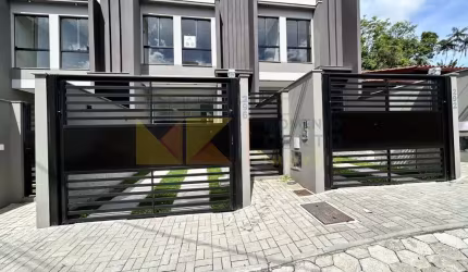 Casa com 3 quartos à venda na Rua Maria Popper, S. N.º, Água Verde, Blumenau, 144 m2 por R$ 760.000
