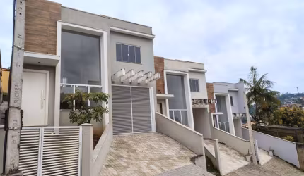 Casa com 3 quartos à venda na Rua Arthur Nahring, 124, Escola Agrícola, Blumenau, 154 m2 por R$ 650.000