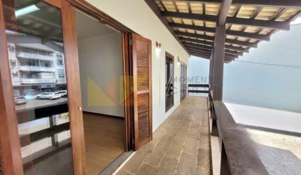 Casa comercial com 2 salas para alugar na Rua Joinville, 980, Vila Nova, Blumenau, 280 m2 por R$ 9.000
