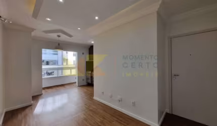 Apartamento com 2 quartos para alugar na Rua Aleixo Vanzuita, 127, Salto Weissbach, Blumenau, 61 m2 por R$ 1.600