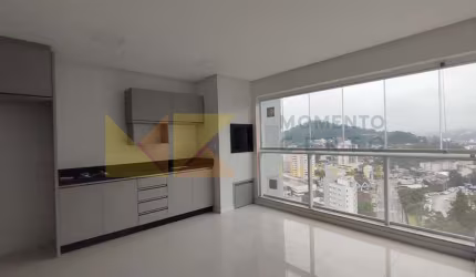 Apartamento com 2 quartos para alugar na Rua Almirante Barroso, 721, Vila Nova, Blumenau, 74 m2 por R$ 3.100