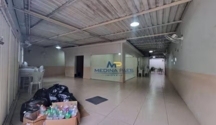 Casa com 2 dormitórios à venda, 270 m² por R$ 450.000,00 - Santa Catarina - São Gonçalo/RJ