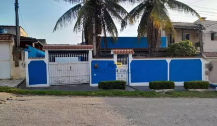 Casa com 2 dormitórios à venda, 120 m² por R$ 250.000,00 - Amendoeira - São Gonçalo/RJ