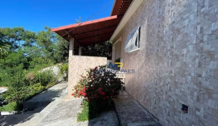 Casa com 3 dormitórios à venda, 200 m² por R$ 250.000,00 - Miriambi - São Gonçalo/RJ