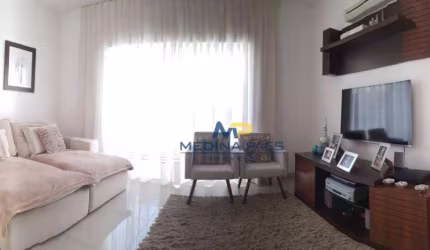 Casa com 3 dormitórios à venda por R$ 477.000,00 - Barro Vermelho - São Gonçalo/RJ