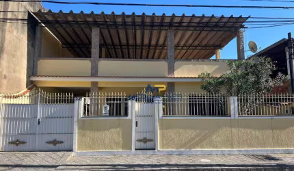 Casa com 3 dormitórios à venda por R$ 580.000,00 - Mutuá - São Gonçalo/RJ