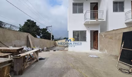 Casa com 2 dormitórios à venda, 65 m² por R$ 350.000,00 - Laranjal - São Gonçalo/RJ