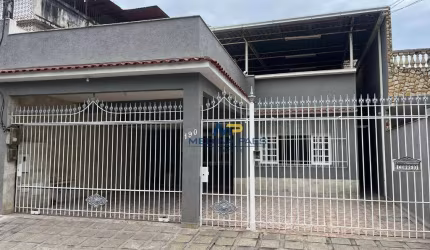 Casa com 3 dormitórios à venda por R$ 470.000,00 - Camarão - São Gonçalo/RJ