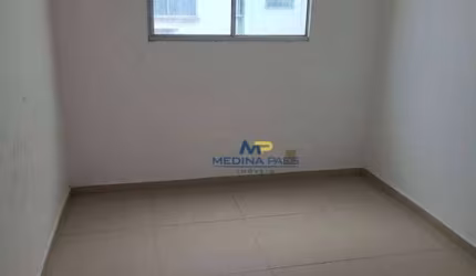 Apartamento com 2 dormitórios à venda, 50 m² por R$ 130.000,00 - Arsenal - São Gonçalo/RJ