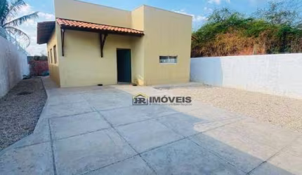 Casa Residencial à Venda- 03 Quartos, Sendo 01 Suíte-