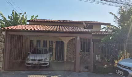 Casa à venda no bairro Agronômica - Florianópolis/SC