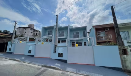 Casa Geminada em Real Parque, São José/SC