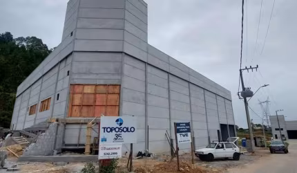 Pavilhão/Galpão Industrial em Aririu, Palhoça/SC