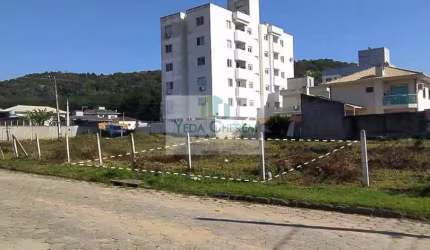 Terreno em Areias - São José SC
