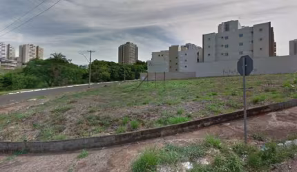Terreno no Jardim Botanico com 2398 m2