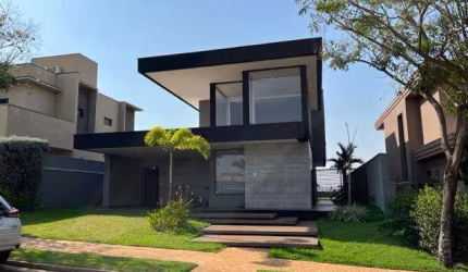 Casa diferenciada no Alphaville II